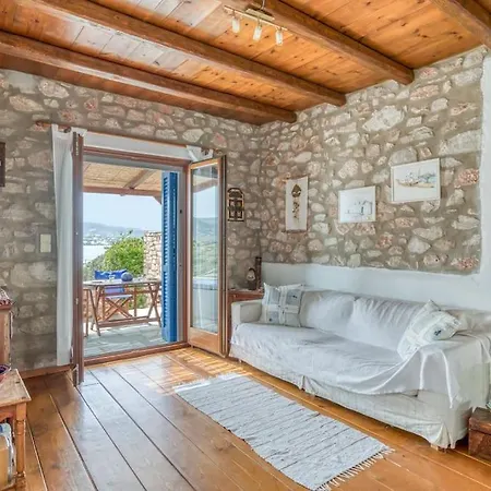 Krios Thea House Holiday home *